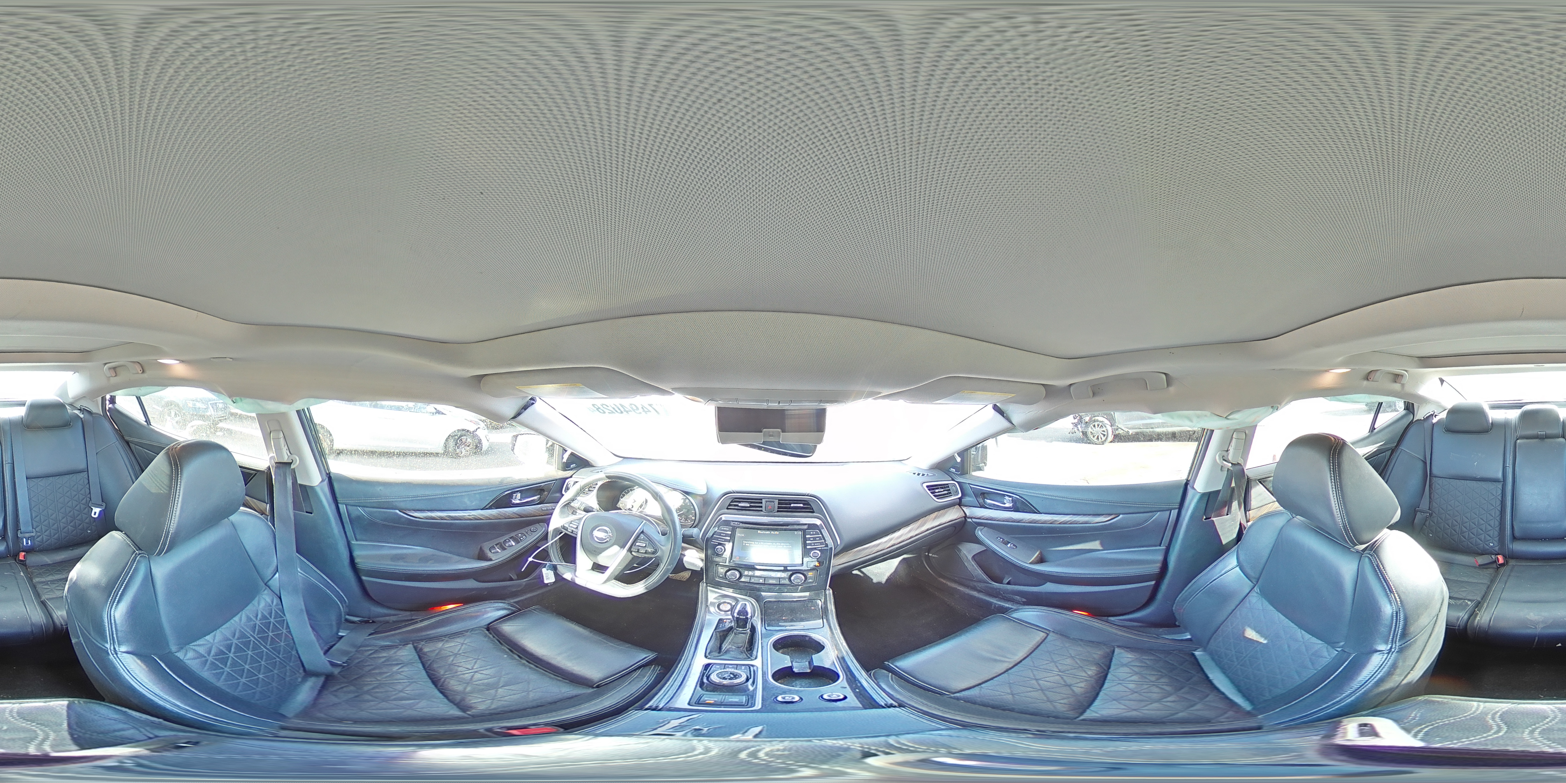 2018 Nissan Maxima - Image 13