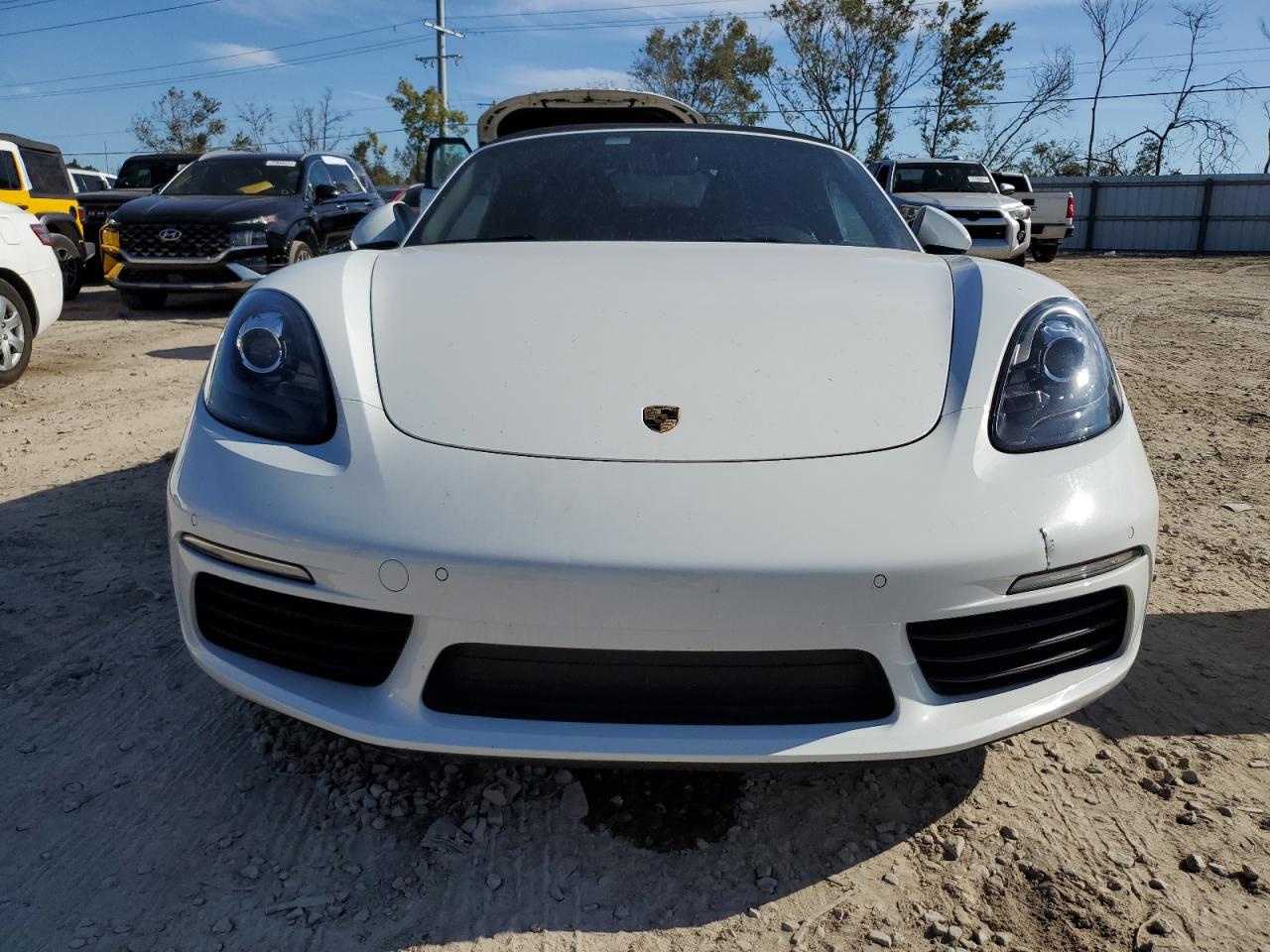 2018 Porsche Boxster VIN: WP0CA2A81JS211031 Lot: 77538004