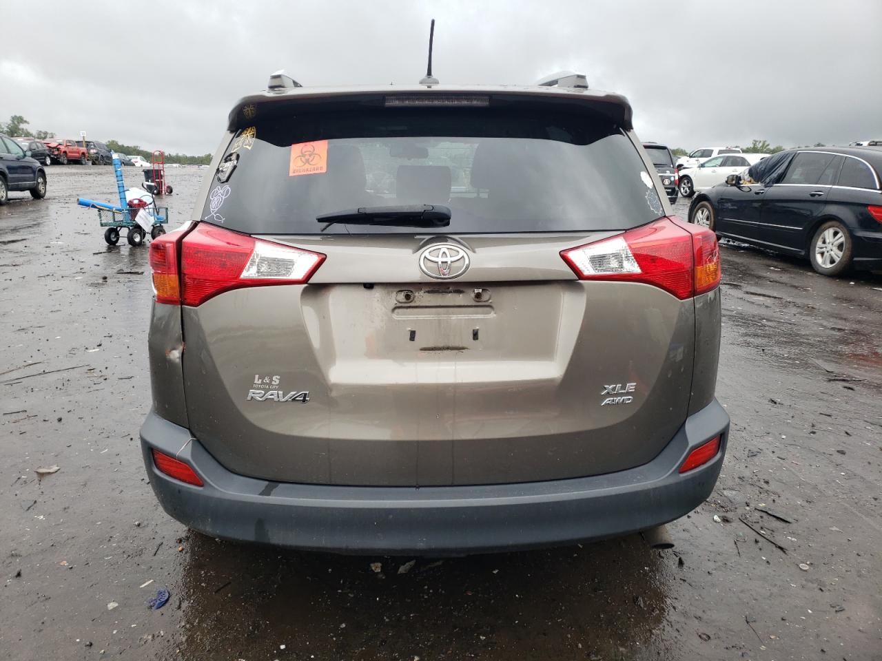 2015 Toyota Rav4 Xle VIN: JTMRFREV1FD139909 Lot: 73680814