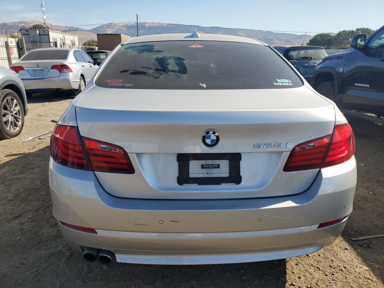 WBAXG5C50CDW24129 2012 BMW 528 I