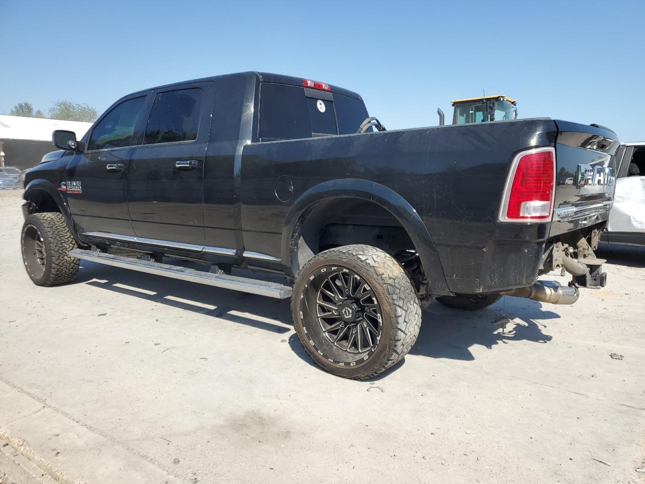 2018 RAM 2500 - Image 2
