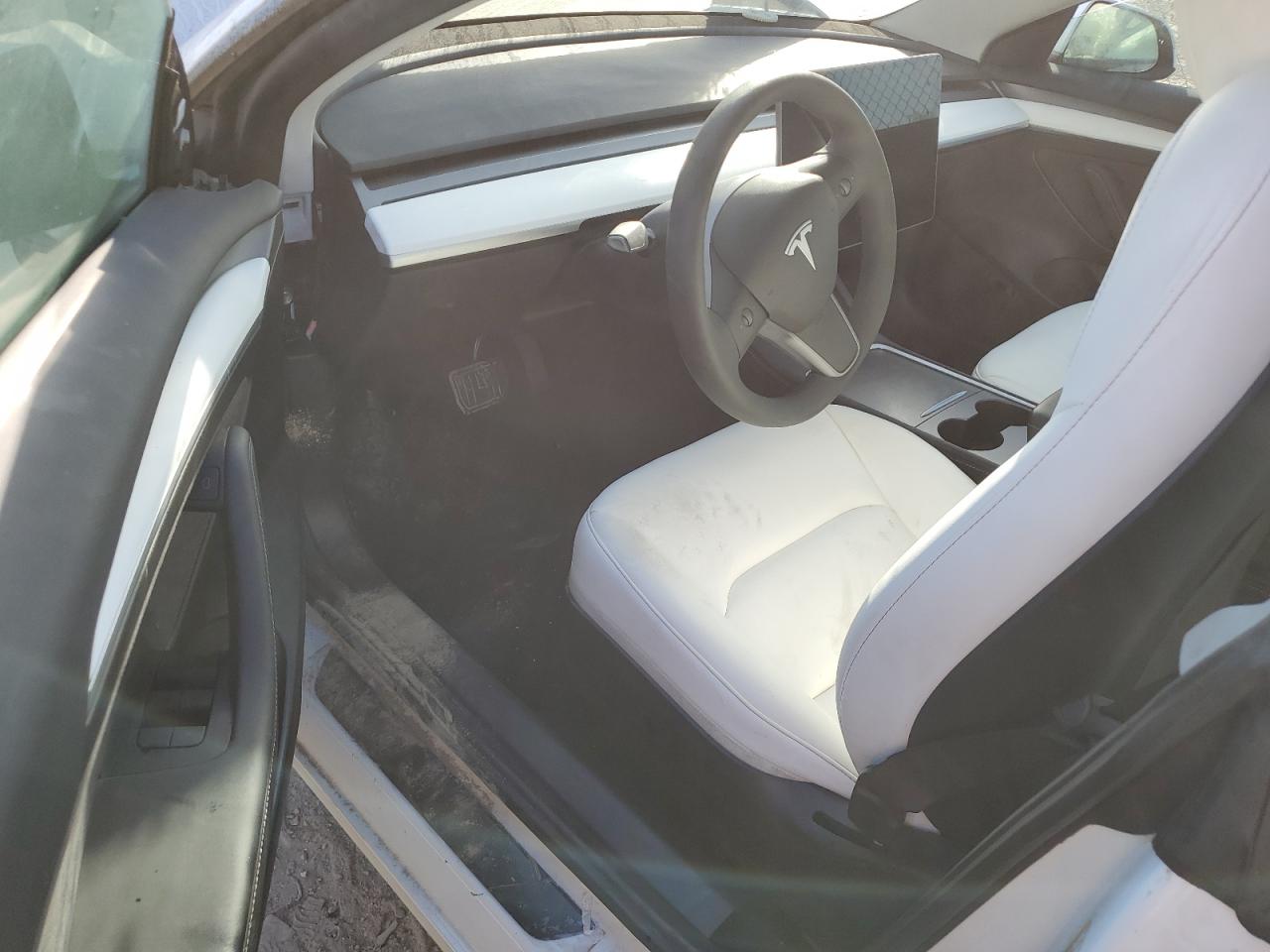 5YJ3E1EB9MF035738 2021 Tesla Model 3