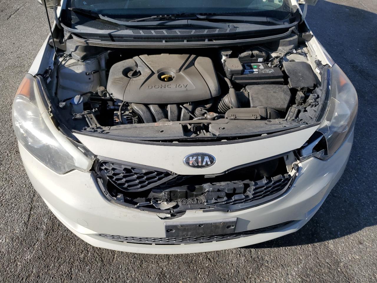 2014 Kia Forte - Image 12
