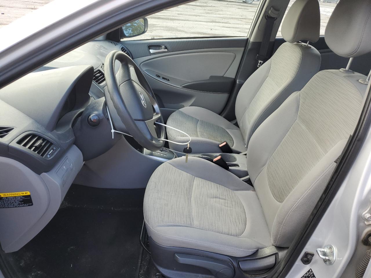 2016 Hyundai Accent - Image 7