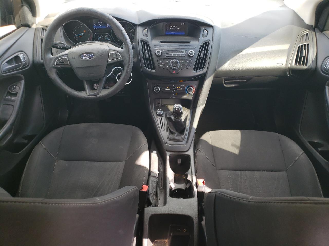 2017 Ford Focus - Image 8