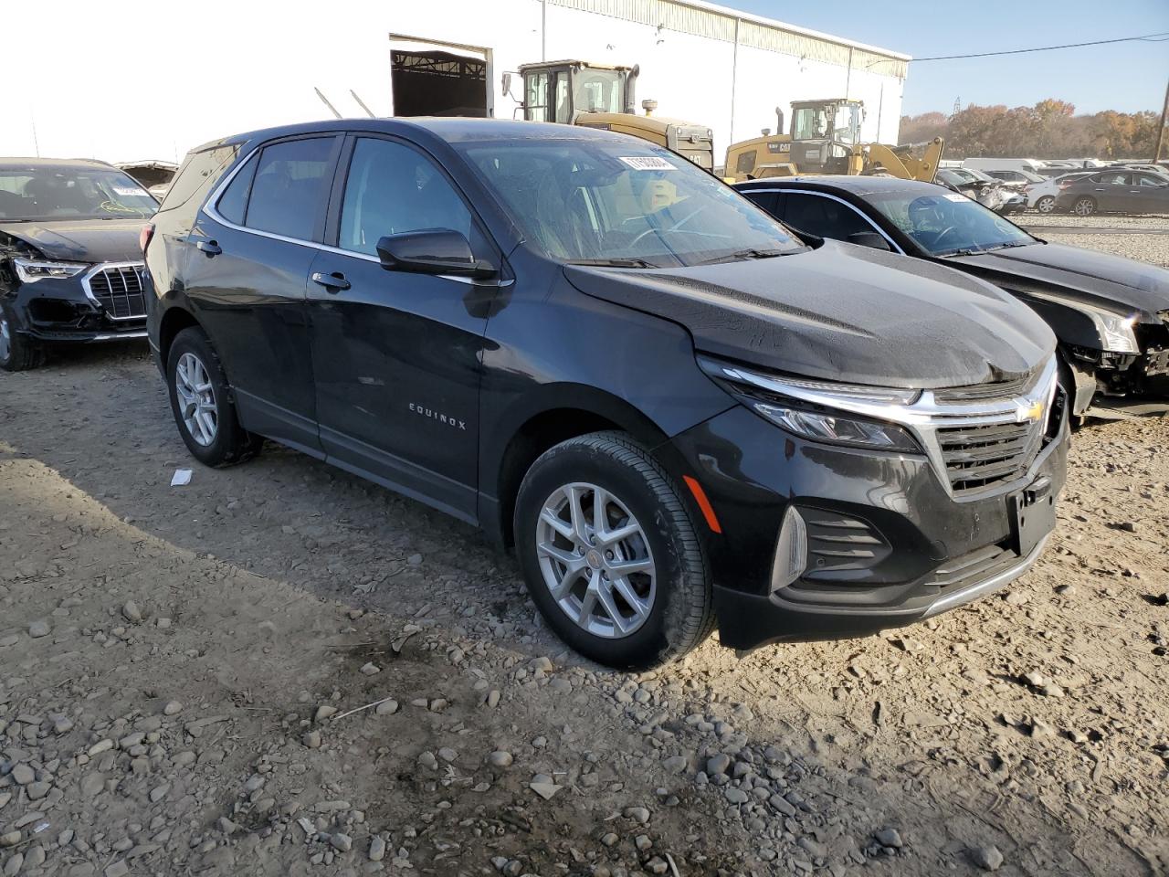 2023 Chevrolet Equinox - Image 4