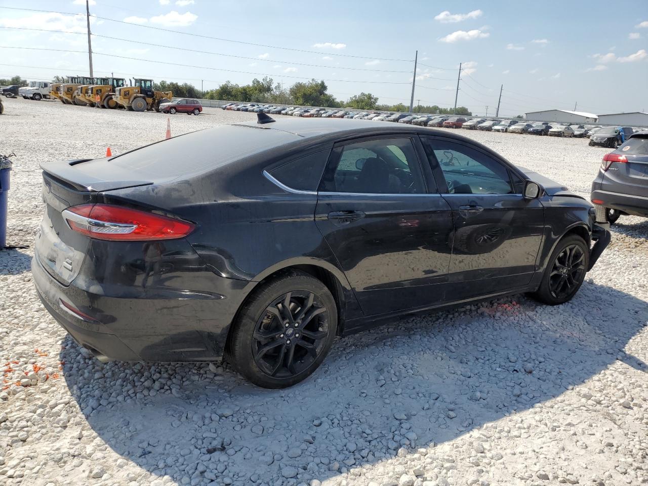 2020 Ford Fusion - Image 3