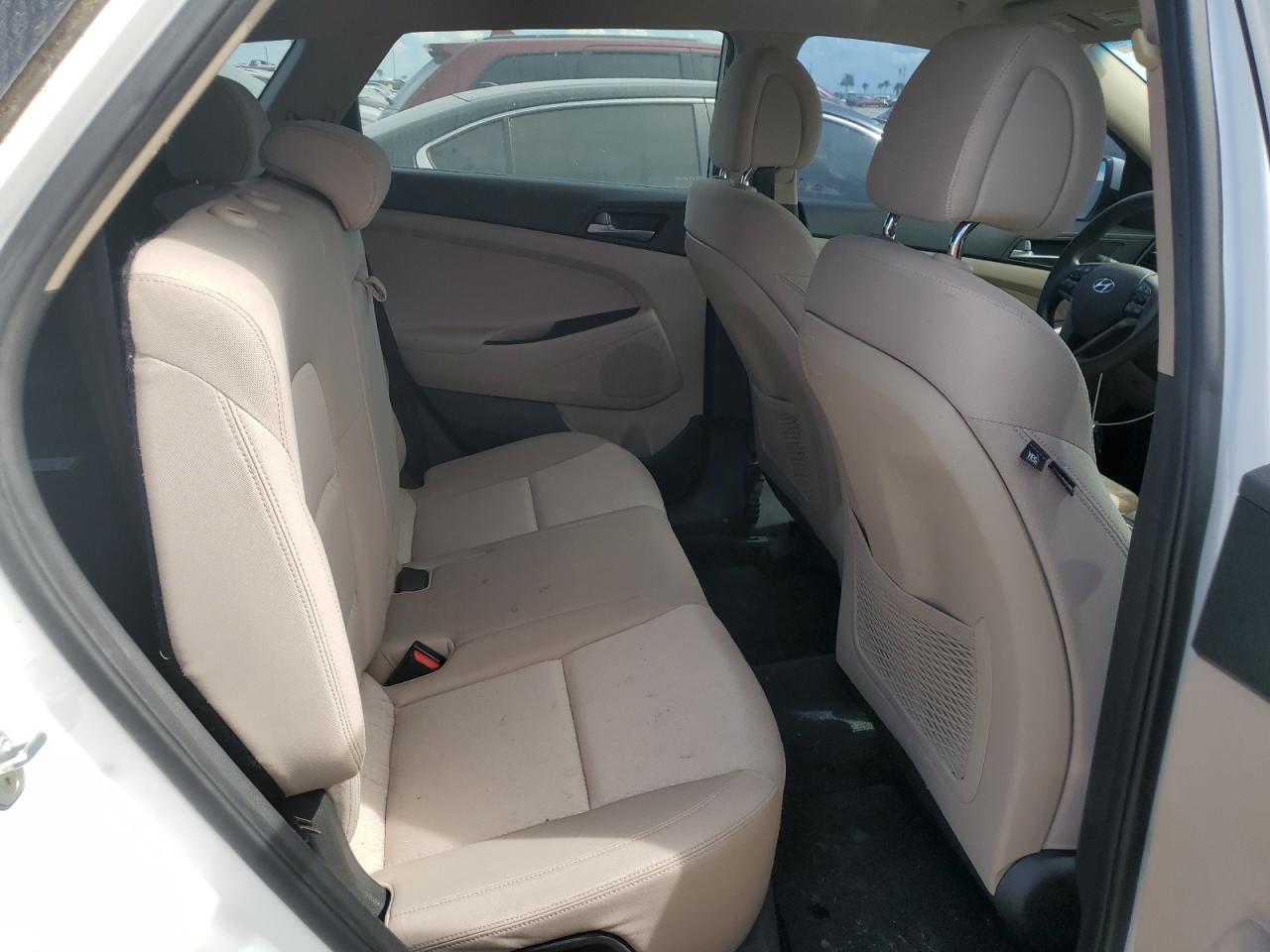 2017 Hyundai Tucson Se VIN: KM8J23A45HU563708 Lot: 76188244