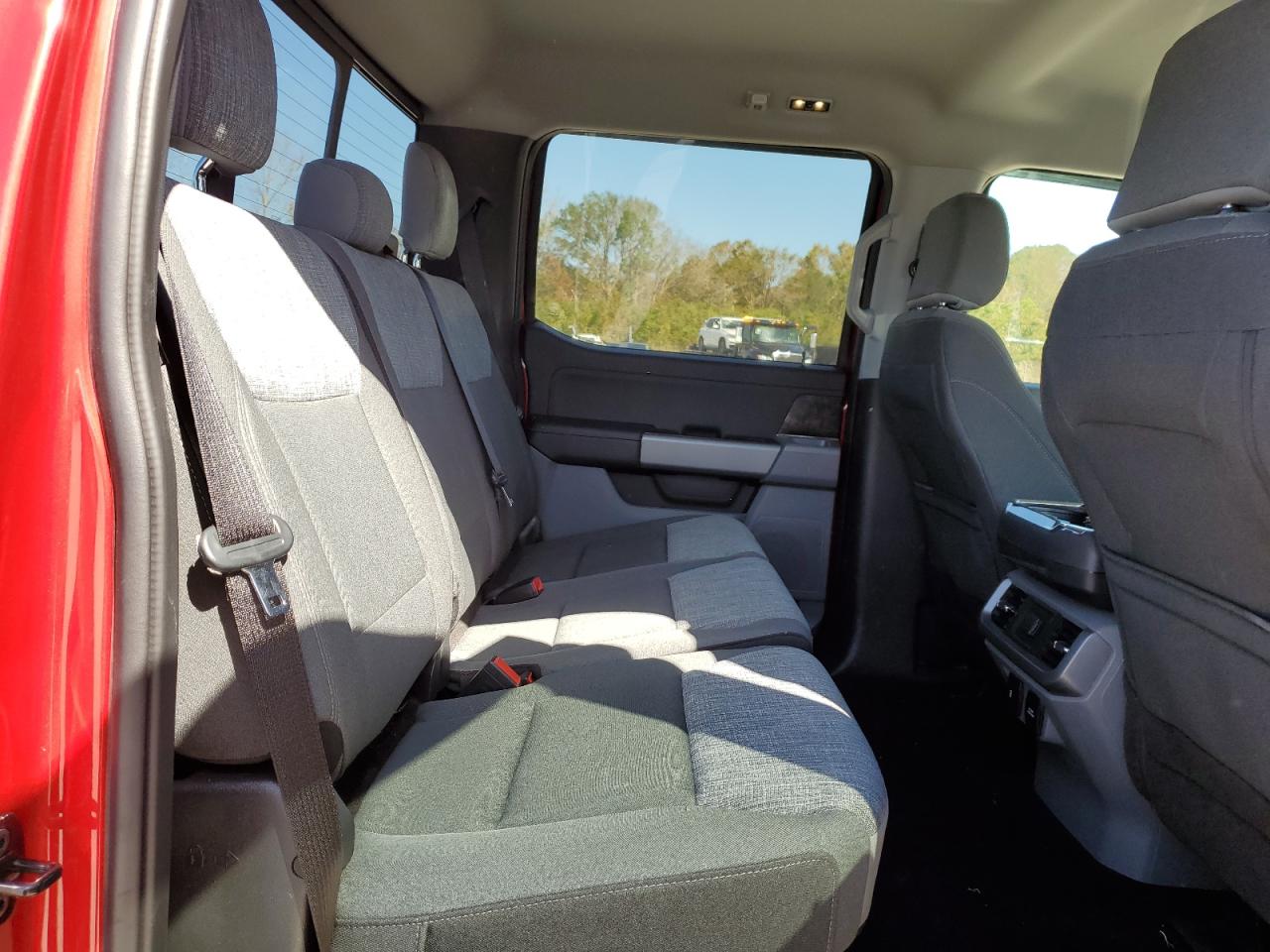 2022 Ford F-150 - Image 10