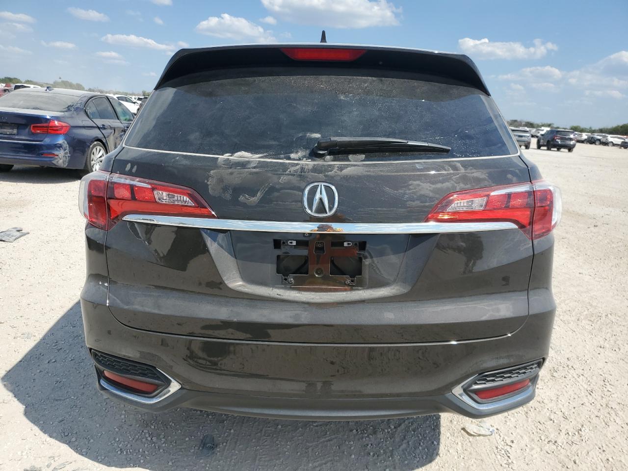 5J8TB3H54HL009398 2017 Acura Rdx Technology