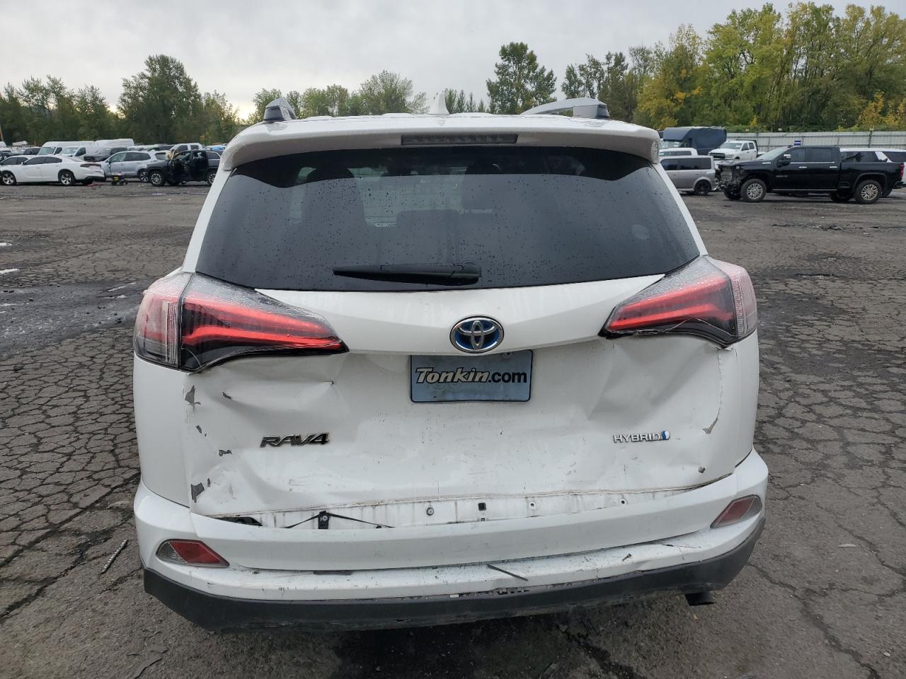 2018 Toyota RAV 4 - Image 6