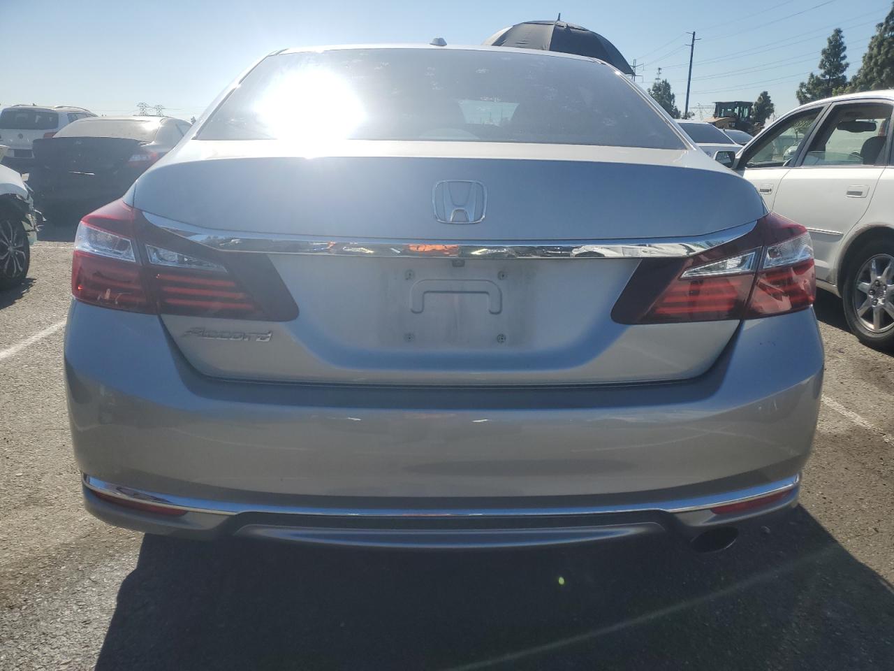 2016 Honda Accord - Image 6