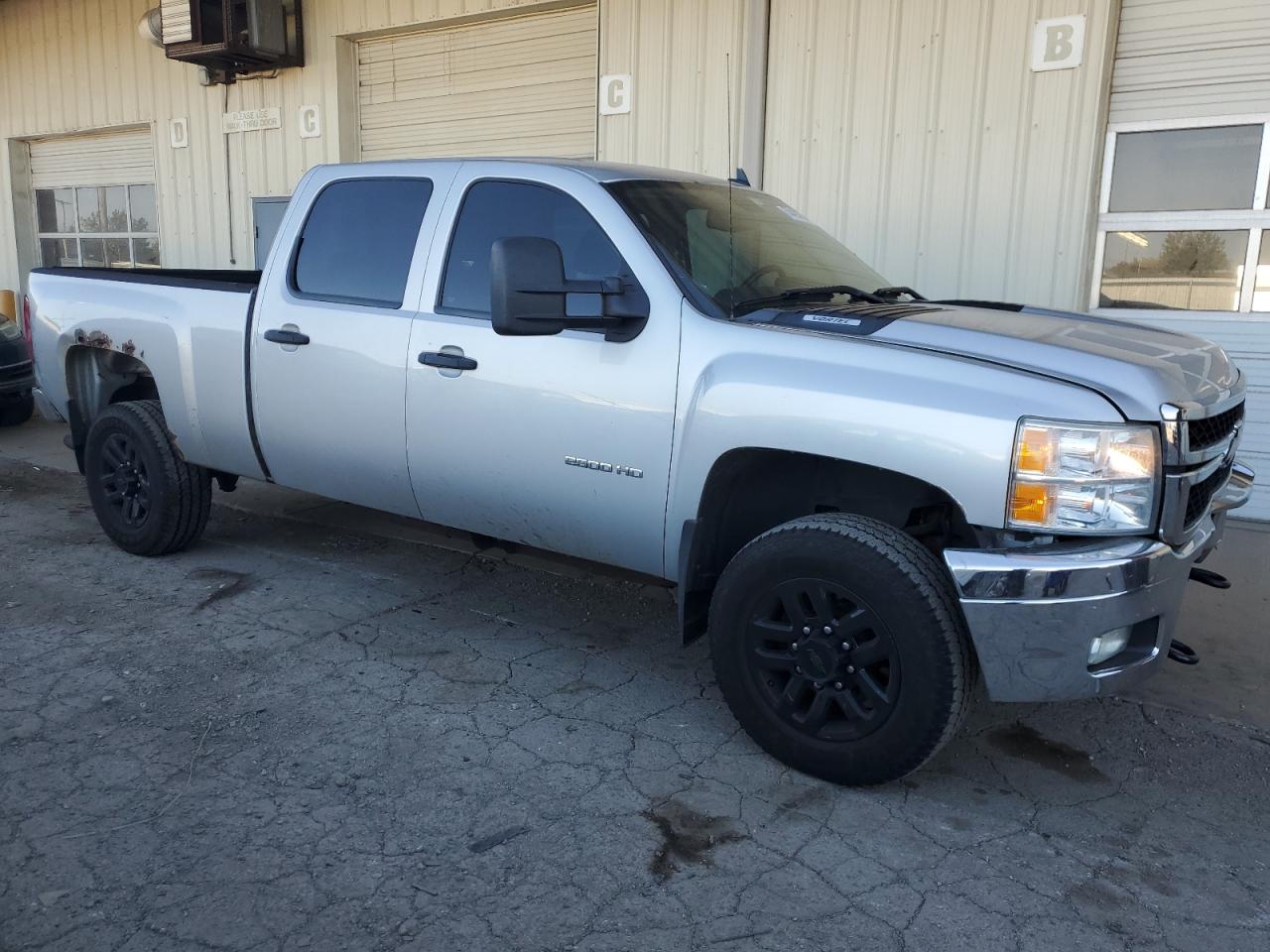 2014 Chevrolet Silverado - Image 4