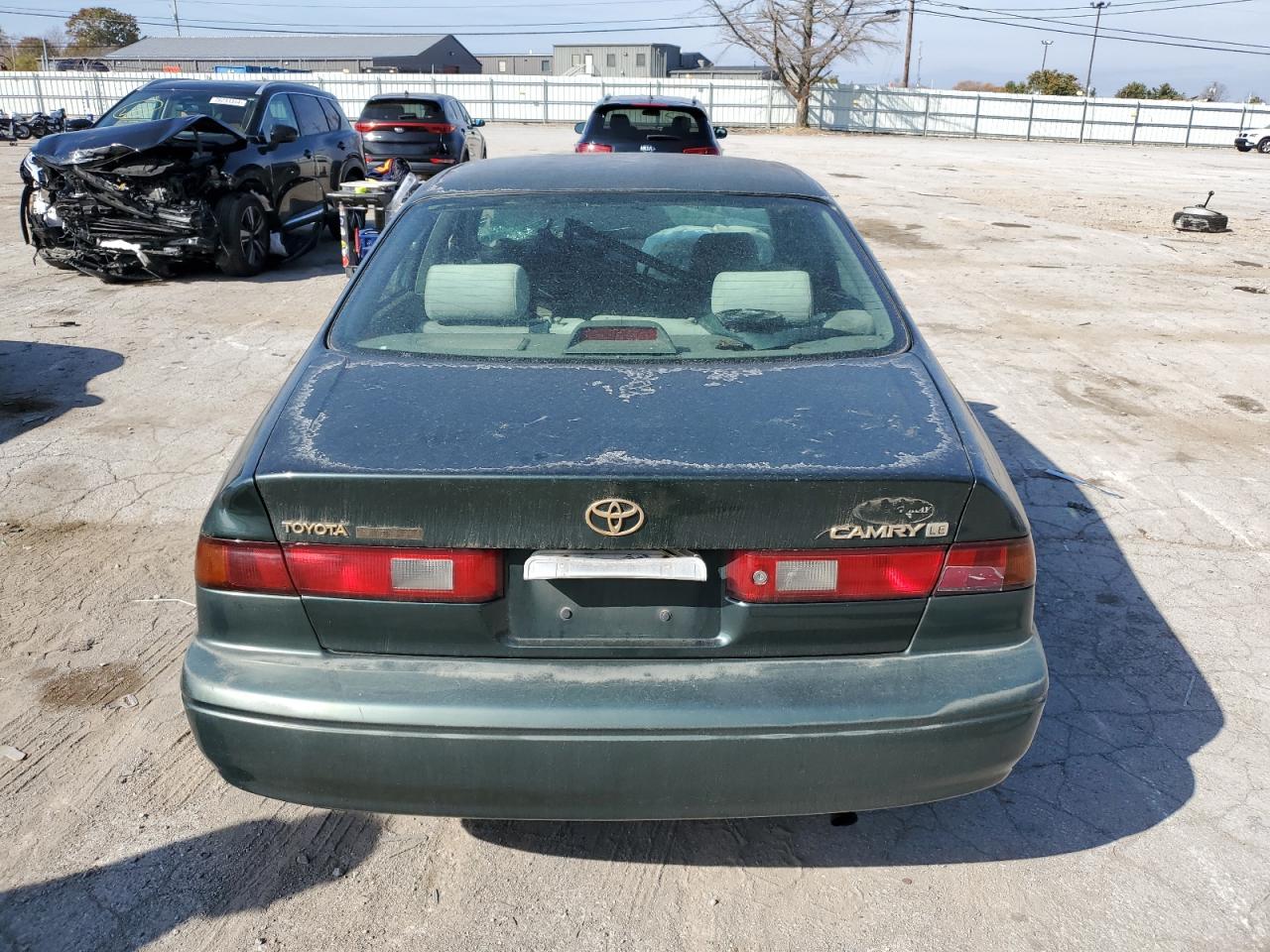 1999 Toyota Camry Ce VIN: 4T1BG22K1XU879358 Lot: 77682344