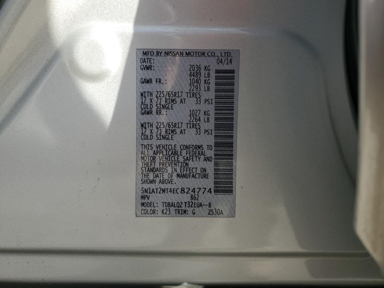 2014 Nissan Rogue - Image 16