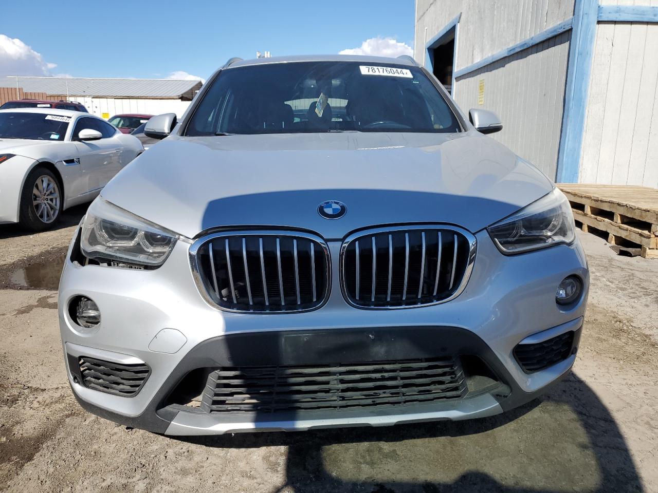 2017 BMW X1 - Image 5
