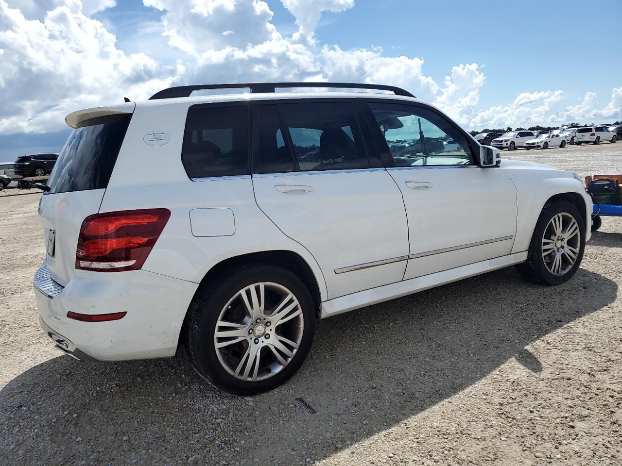 VIN WDCGG5HB5FG436916 2015 MERCEDES-BENZ GLK-CLASS no.3