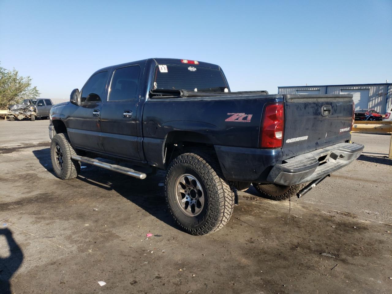 2005 Chevrolet Silverado - Image 2