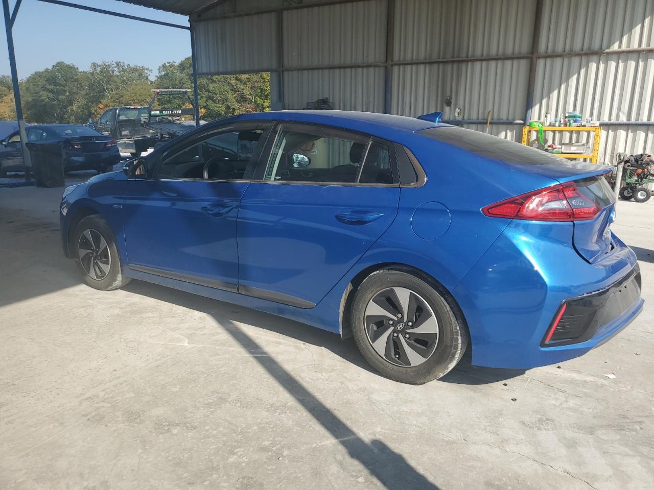 2017 Hyundai IONIQ - Image 2