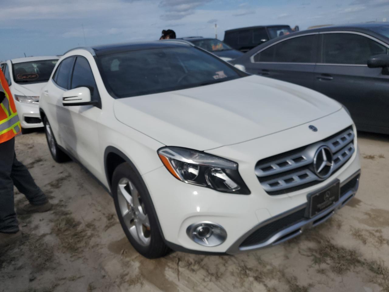 2020 Mercedes-Benz GLA-klasse - Image 4