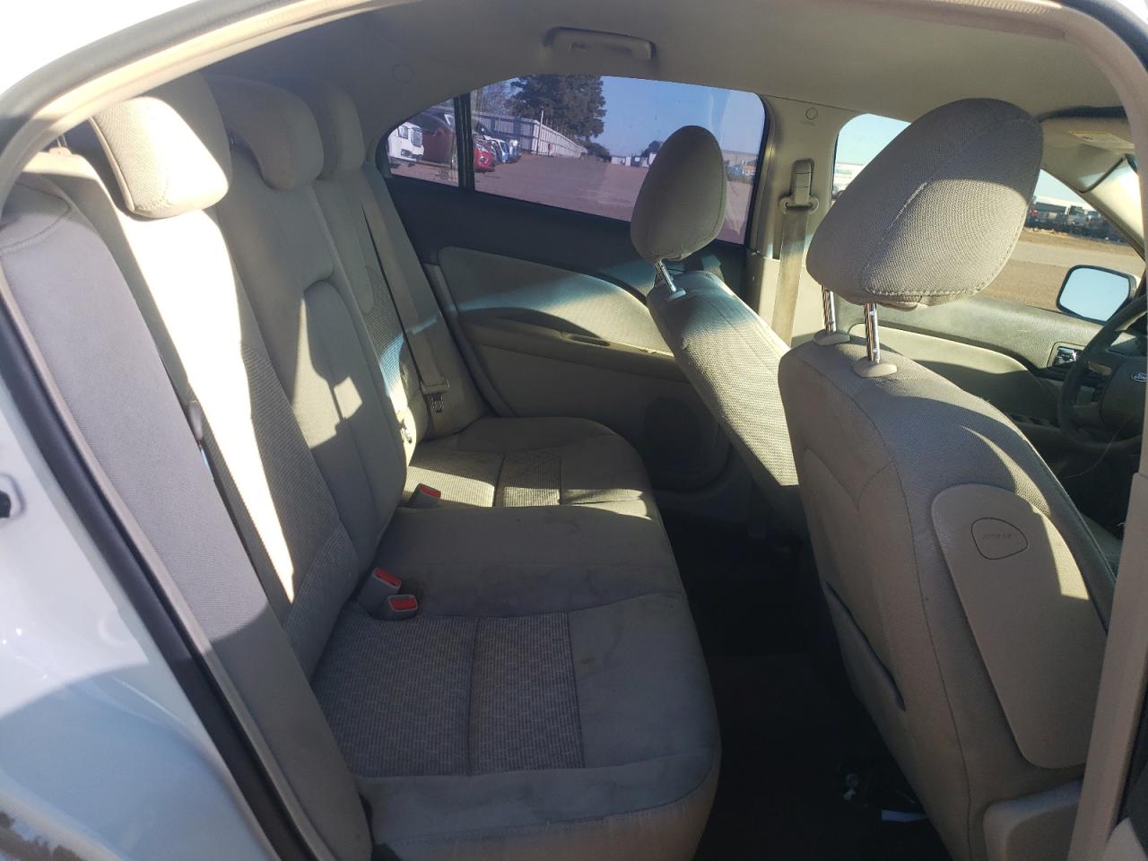2010 Ford Fusion - Image 11