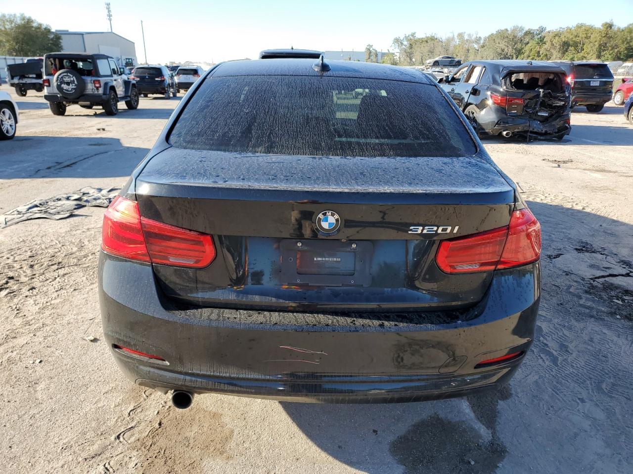 2018 BMW 320 I VIN: WBA8E1G54JNU90469 Lot: 77602104