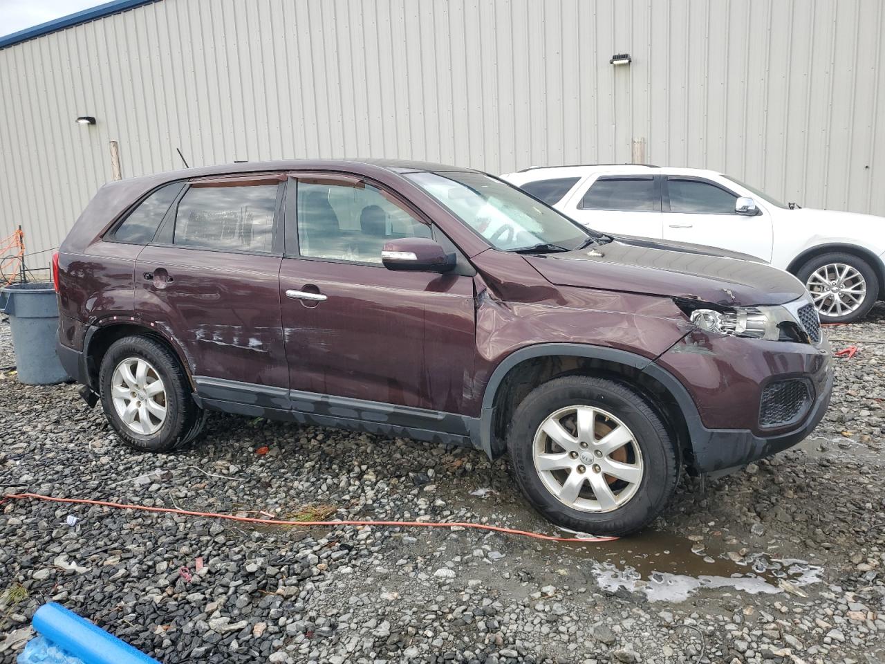 VIN 5XYKT3A1XDG376956 2013 KIA SORENTO no.4