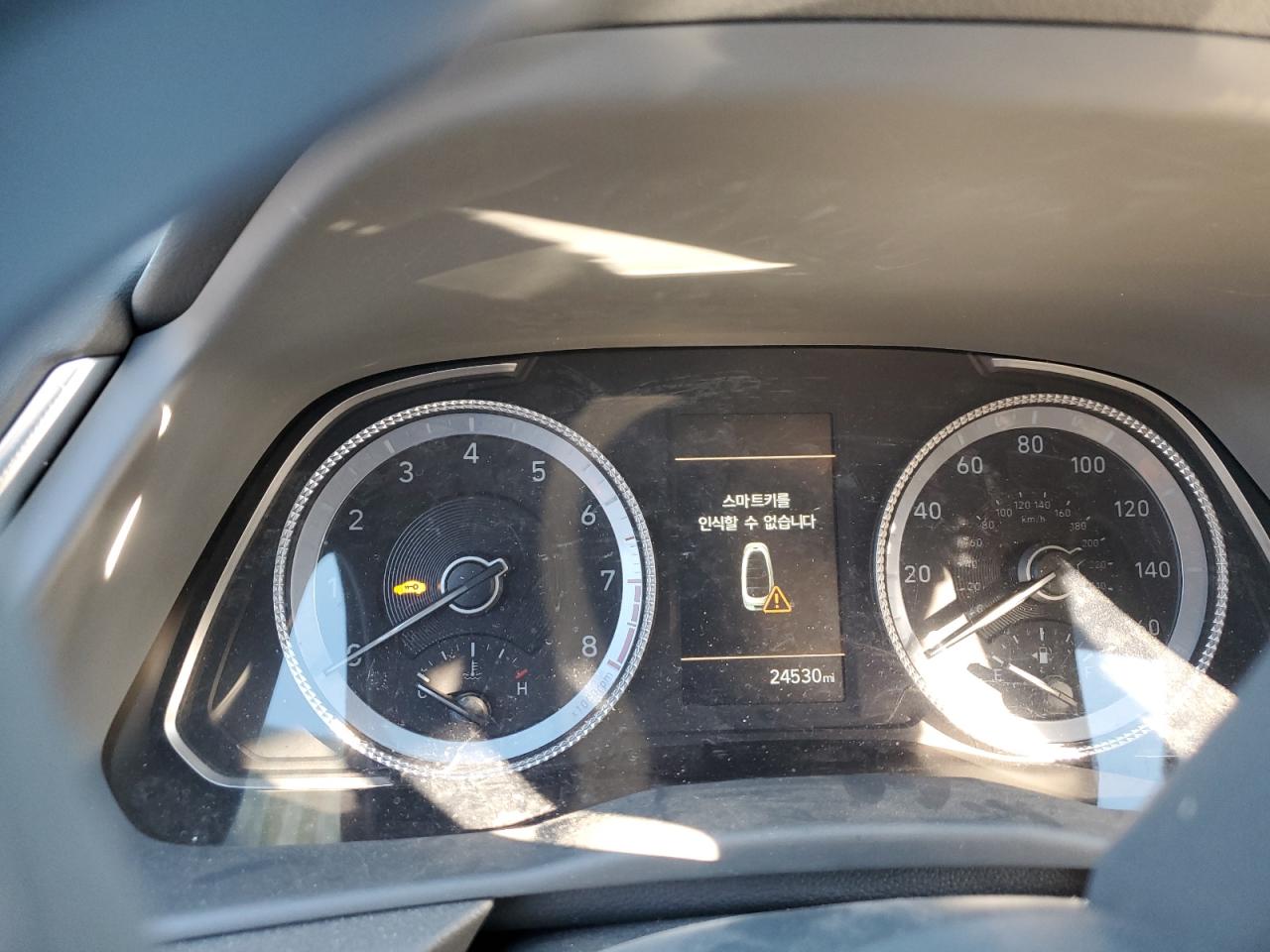 2023 Hyundai Sonata - Image 9