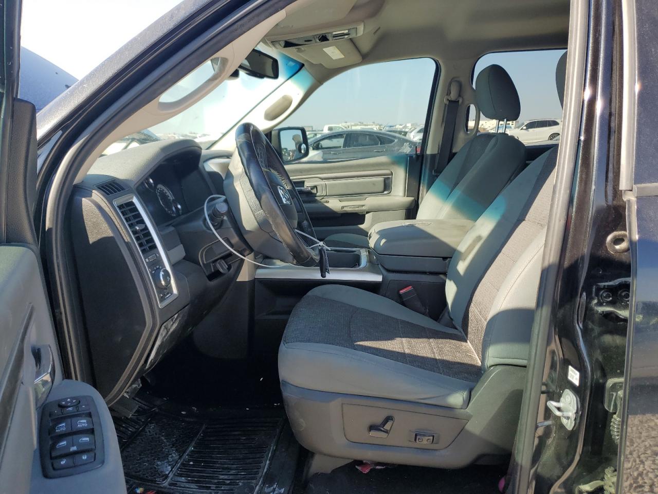 2019 RAM 1500 - Image 7