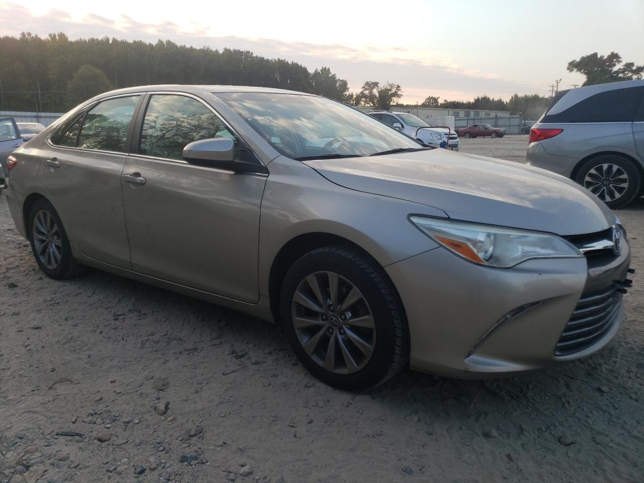 2016 Toyota Camry - Image 4