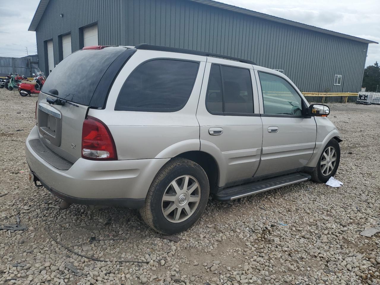 2004 Buick Rainer - Image 3