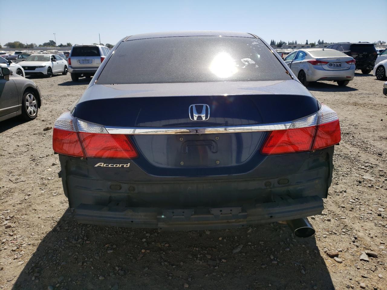 1HGCR2F33FA272319 2015 Honda Accord Lx