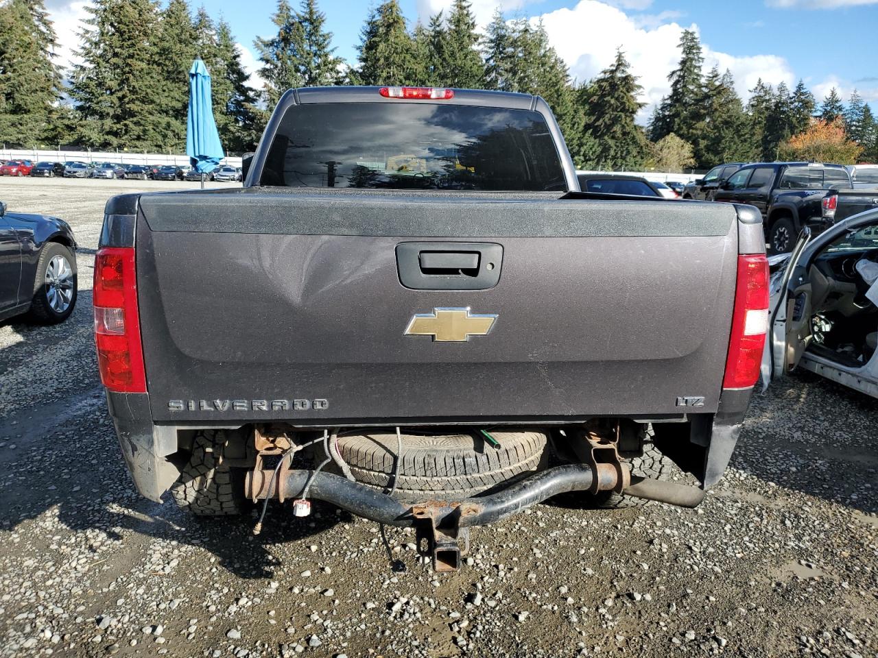 3GCPKTE32BG159873 2011 Chevrolet Silverado K1500 Ltz