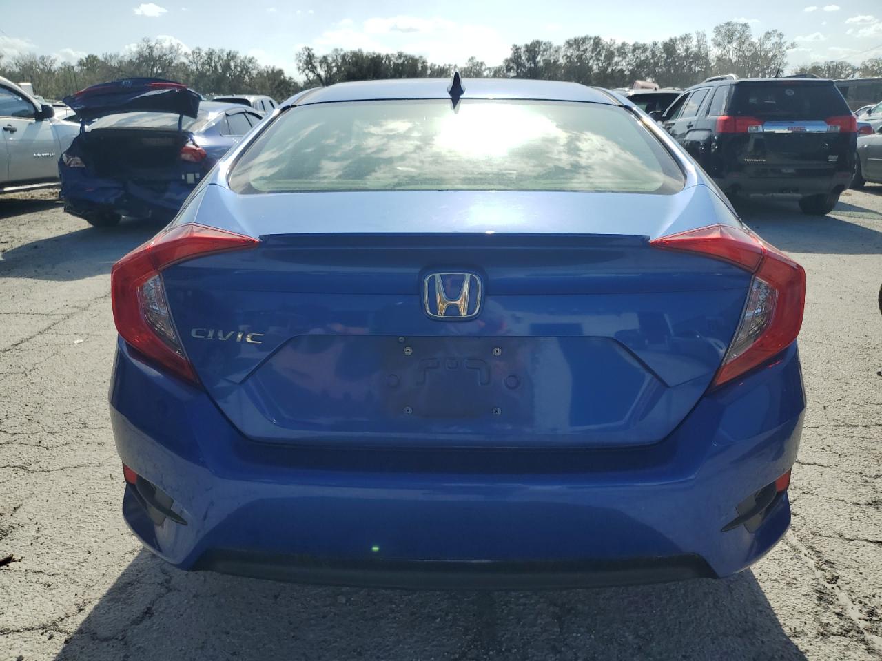 2018 Honda Civic Ex VIN: JHMFC1F36JX018132 Lot: 77231944