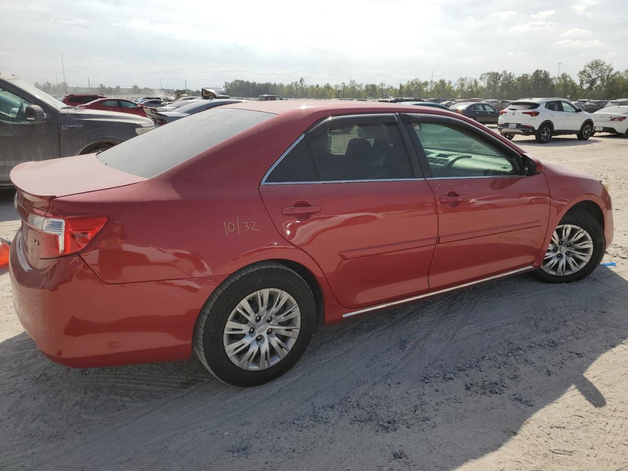 4T4BF1FK5ER360100 2014 Toyota Camry L