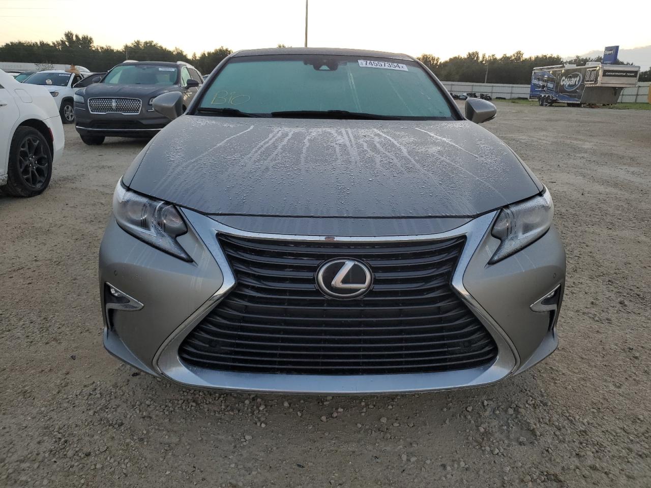 2016 Lexus ES - Image 5