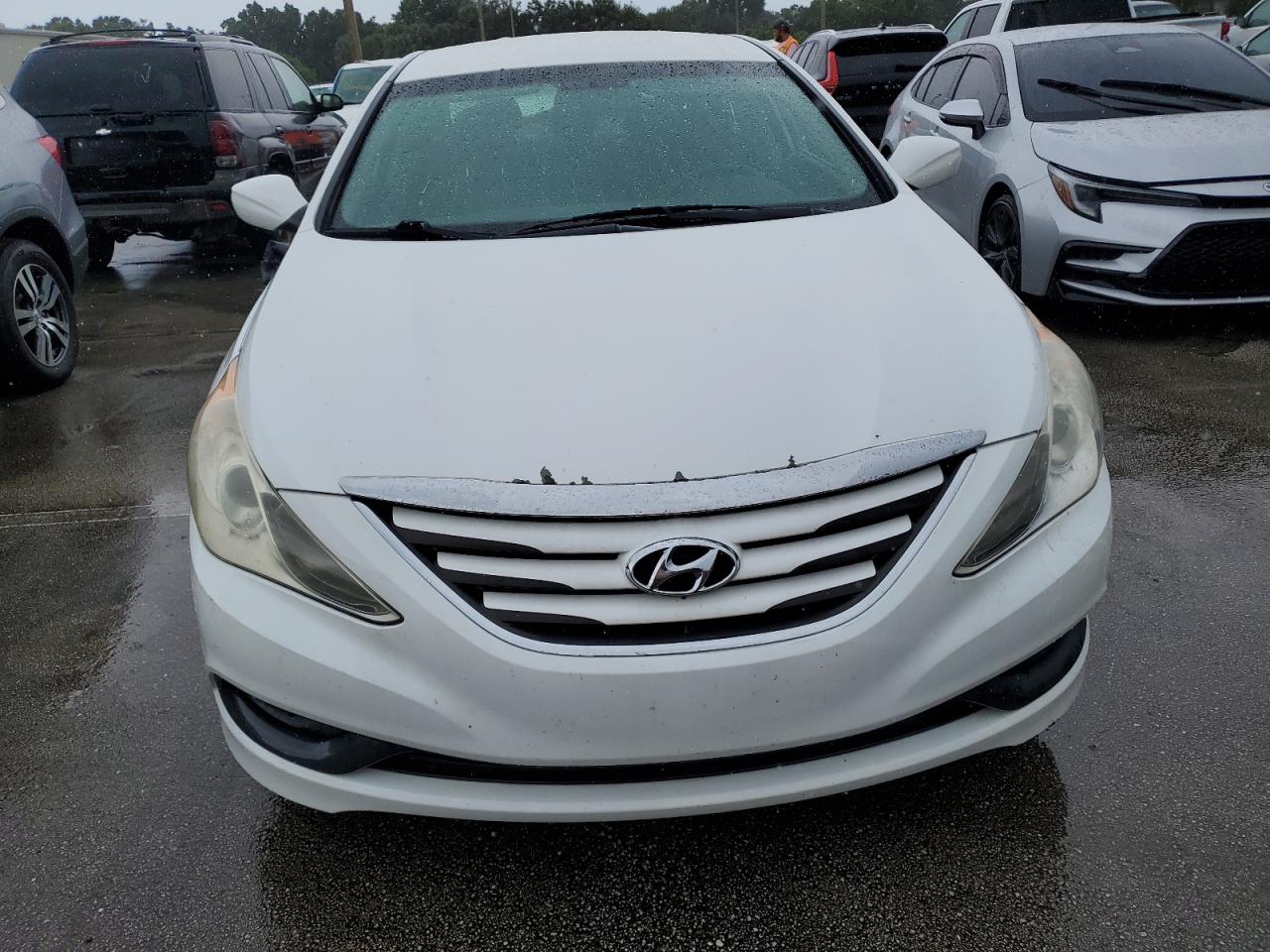 2014 Hyundai Sonata - Image 5