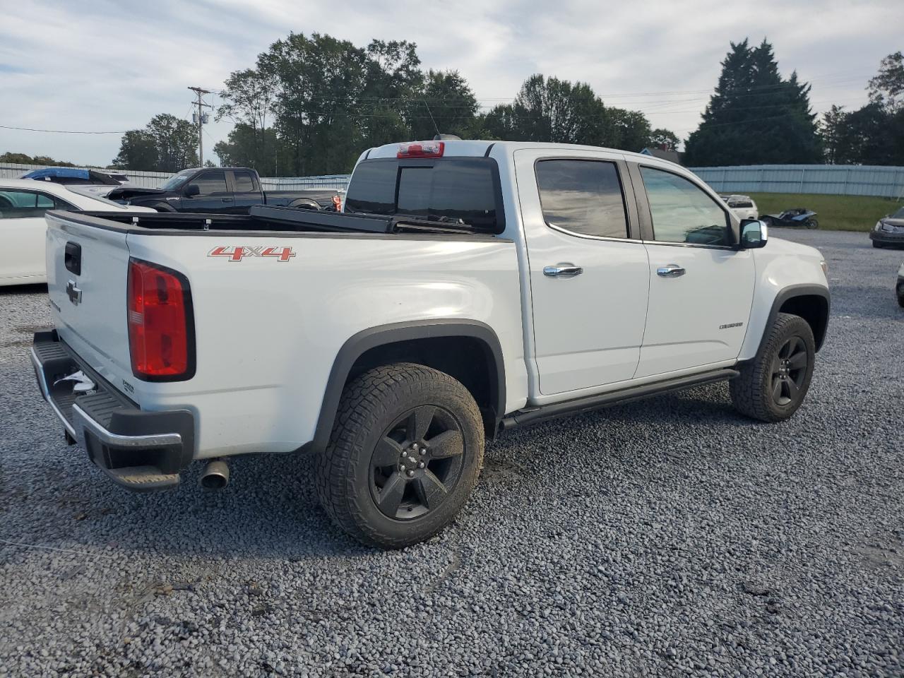 1GCGTCEN0J1274855 2018 Chevrolet Colorado Lt