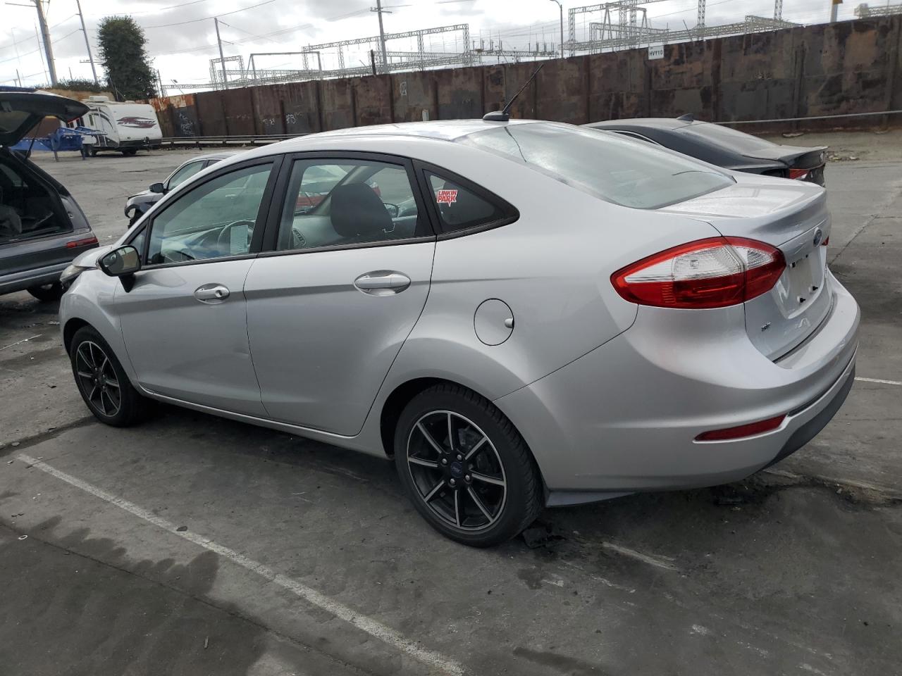 2015 Ford Fiesta - Image 2