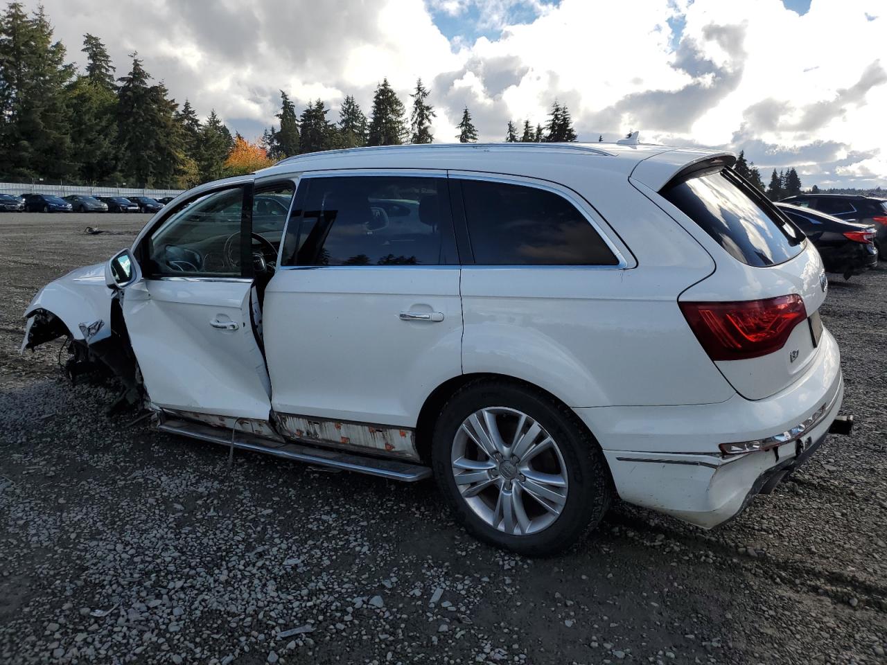 2010 Audi Q7 - Image 2
