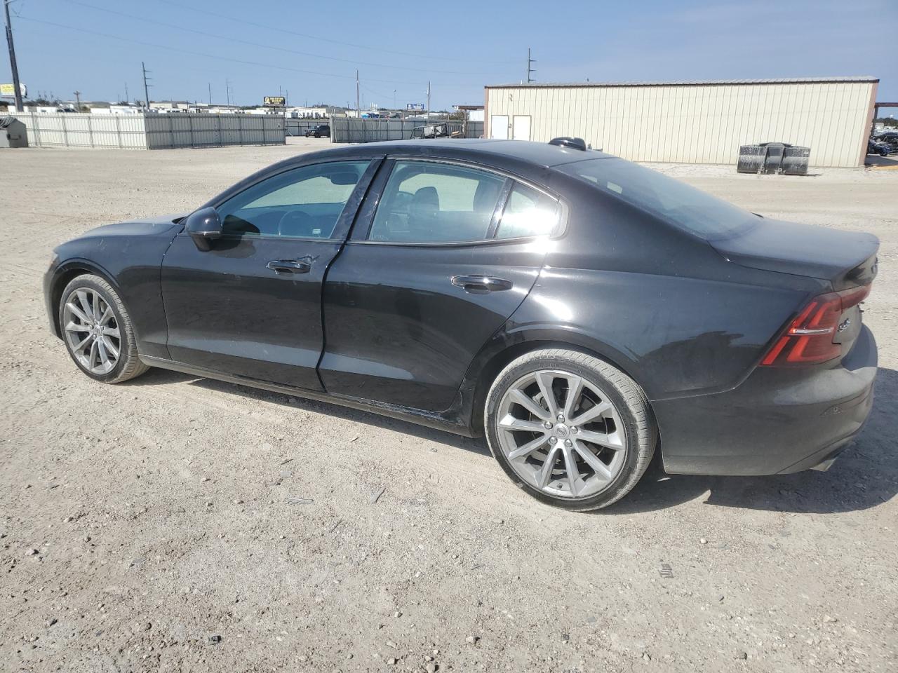 2021 Volvo S60 - Image 2