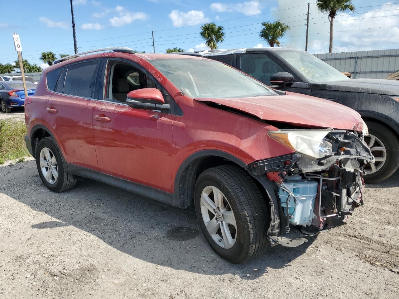 VIN JTMWFREV8DD020738 2013 TOYOTA RAV4 no.4