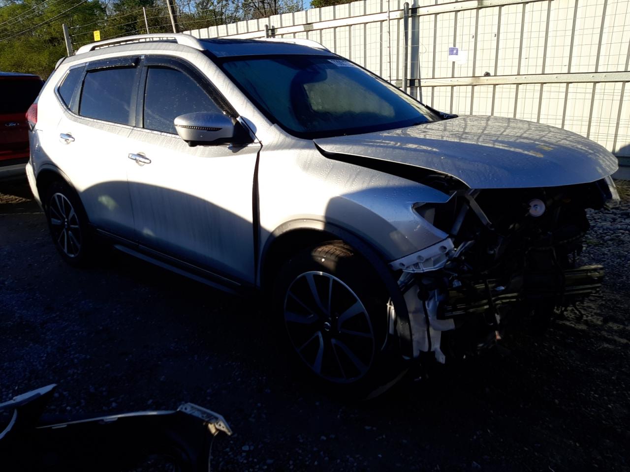2018 Nissan Rogue - Image 4