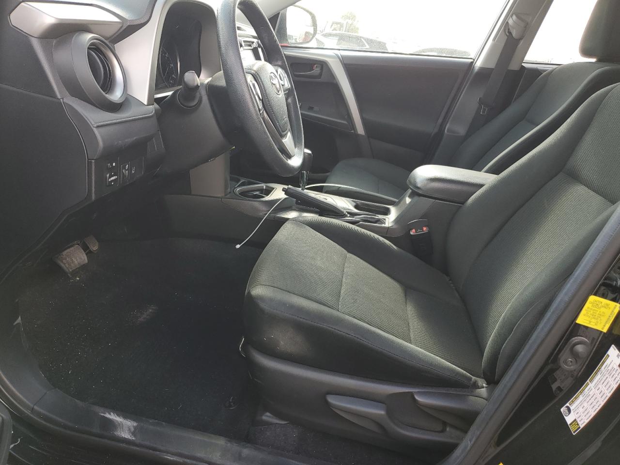 2018 Toyota RAV 4 - Image 7