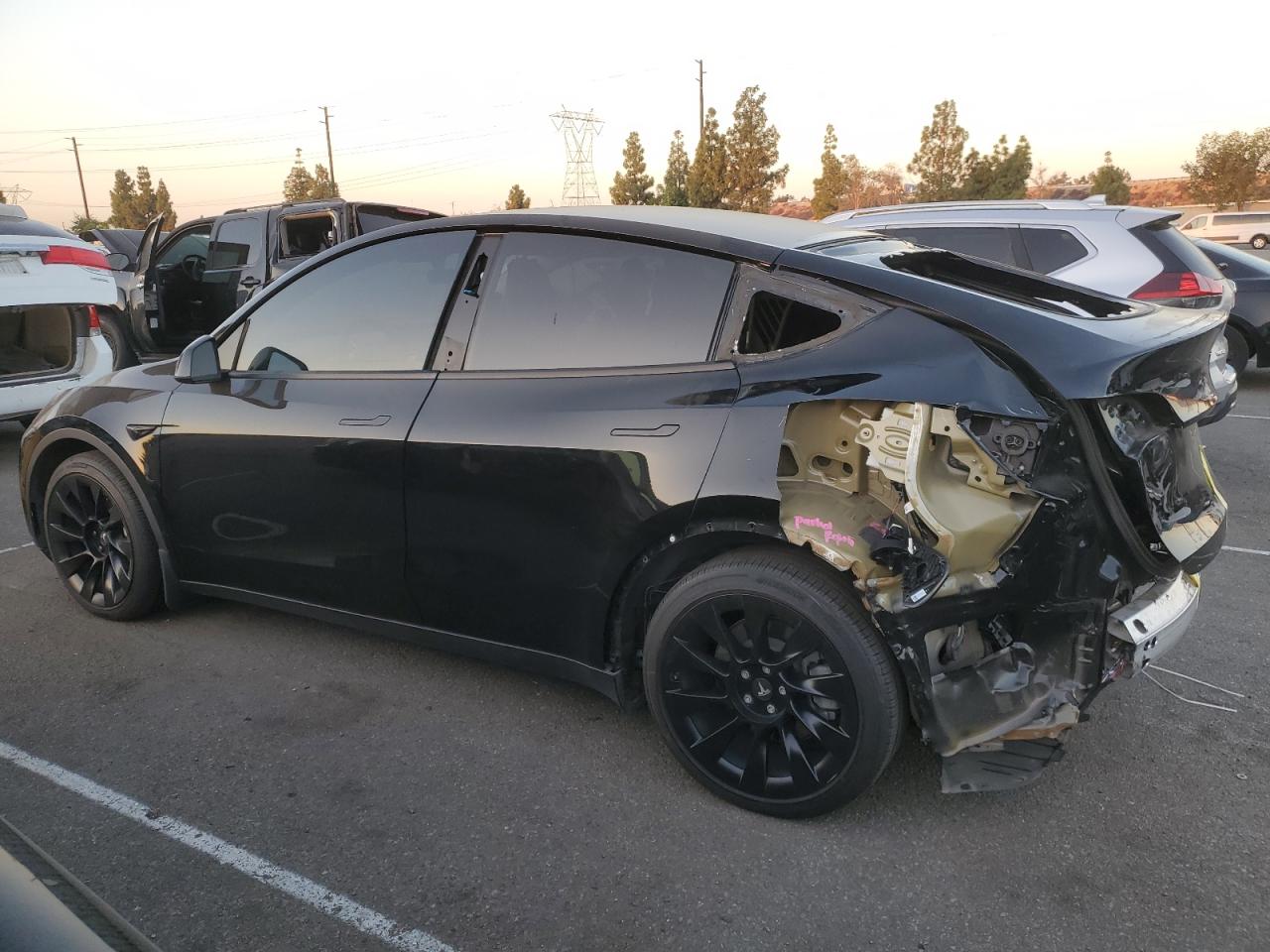 2021 Tesla Model Y VIN: 5YJYGDEE8MF076504 Lot: 77480534