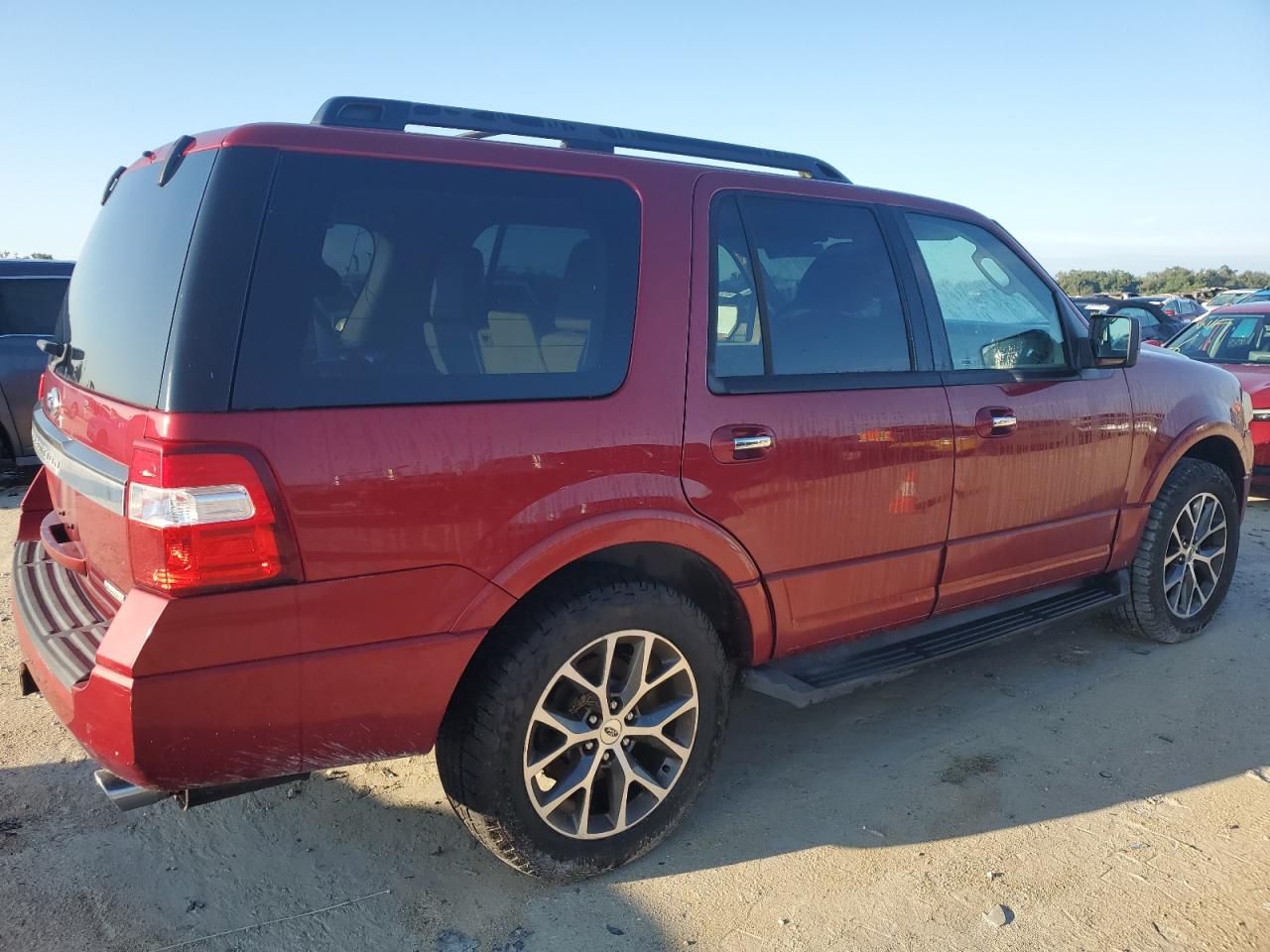 2016 Ford Expedition - Image 3