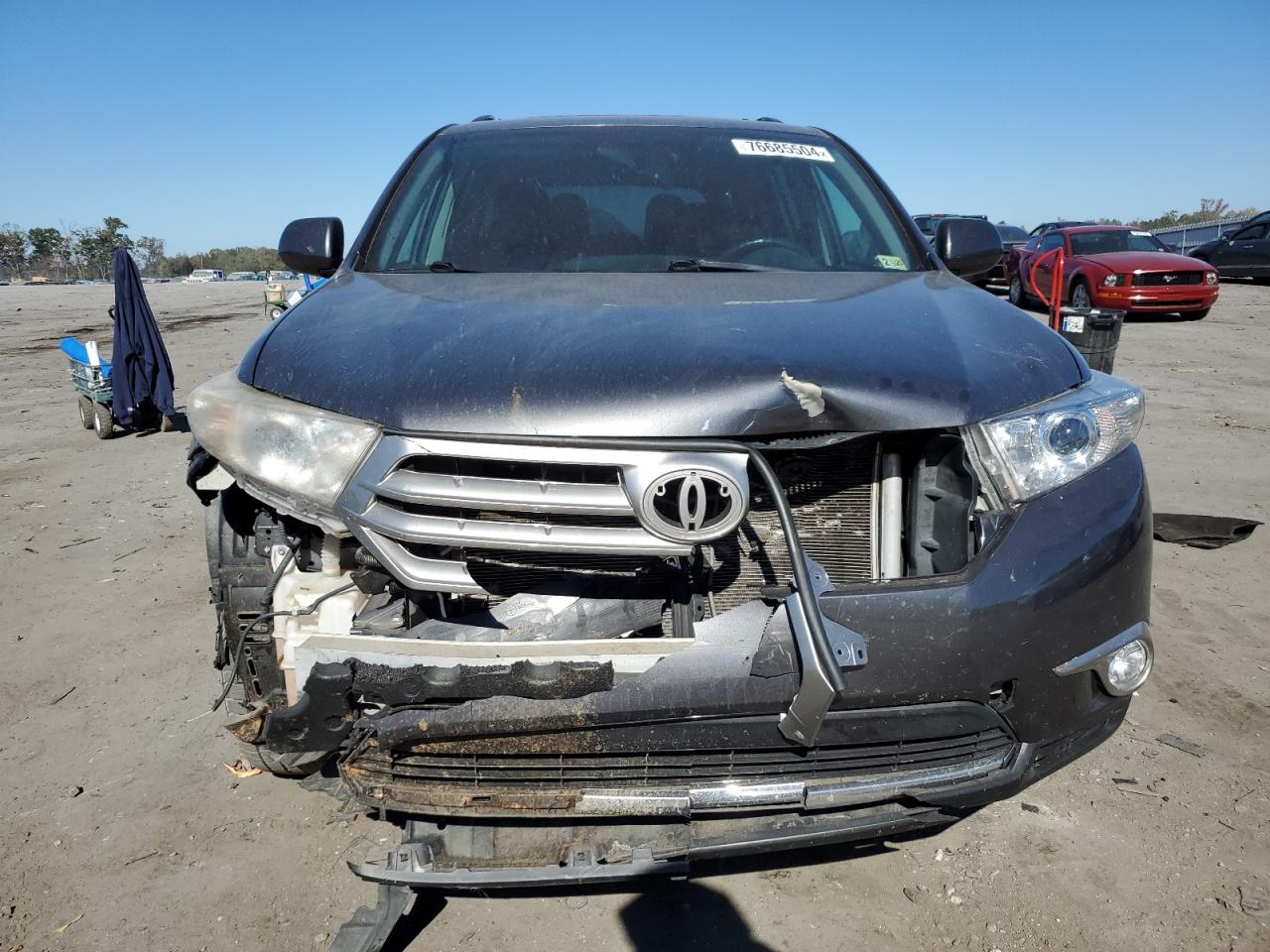 VIN 5TDBK3EHXDS270567 2013 TOYOTA HIGHLANDER no.5