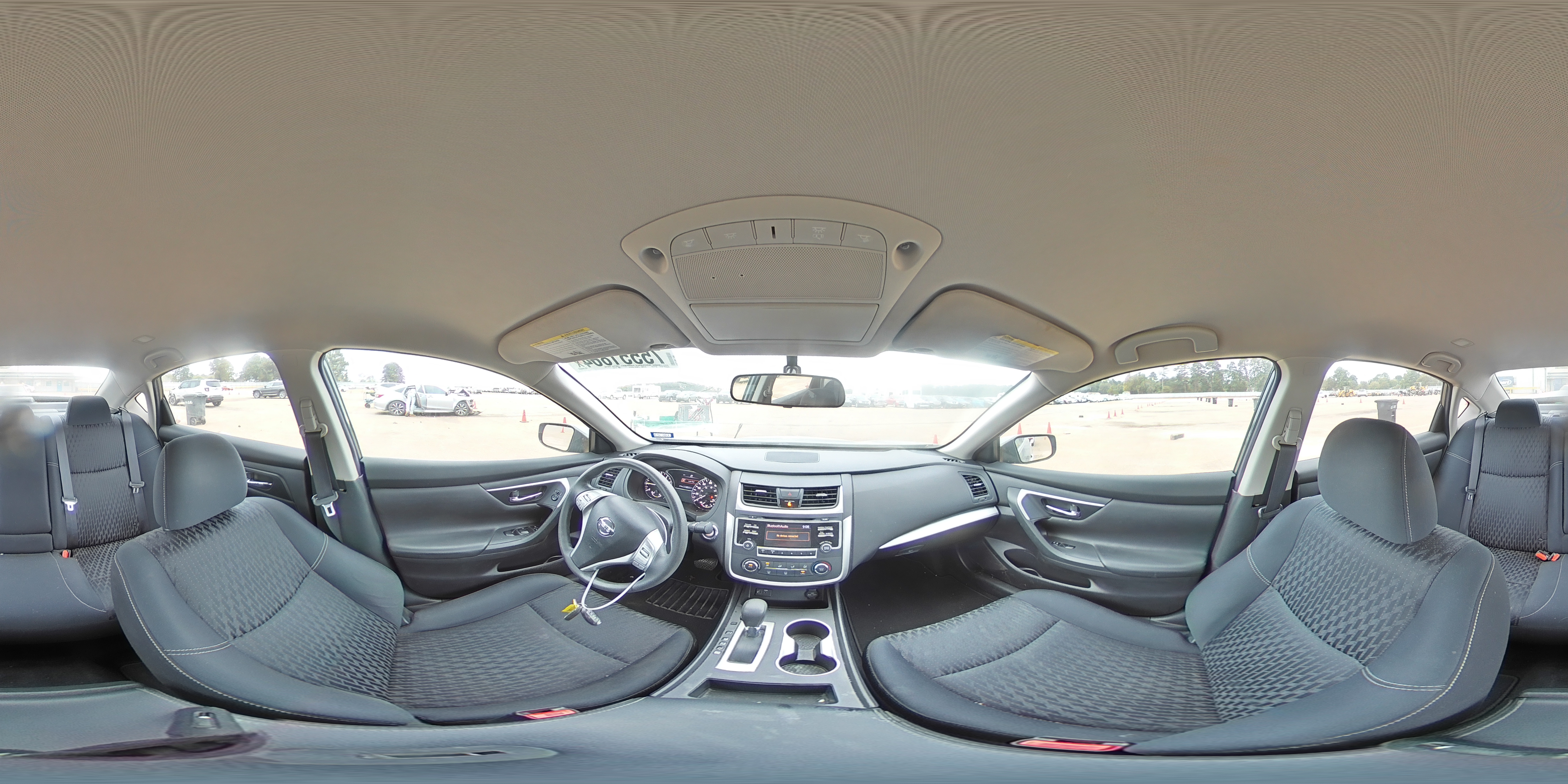 2018 Nissan Altima - Image 13