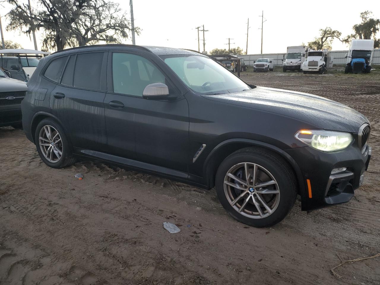 VIN 5UXTS3C51J0Z01183 2018 BMW X3 no.4