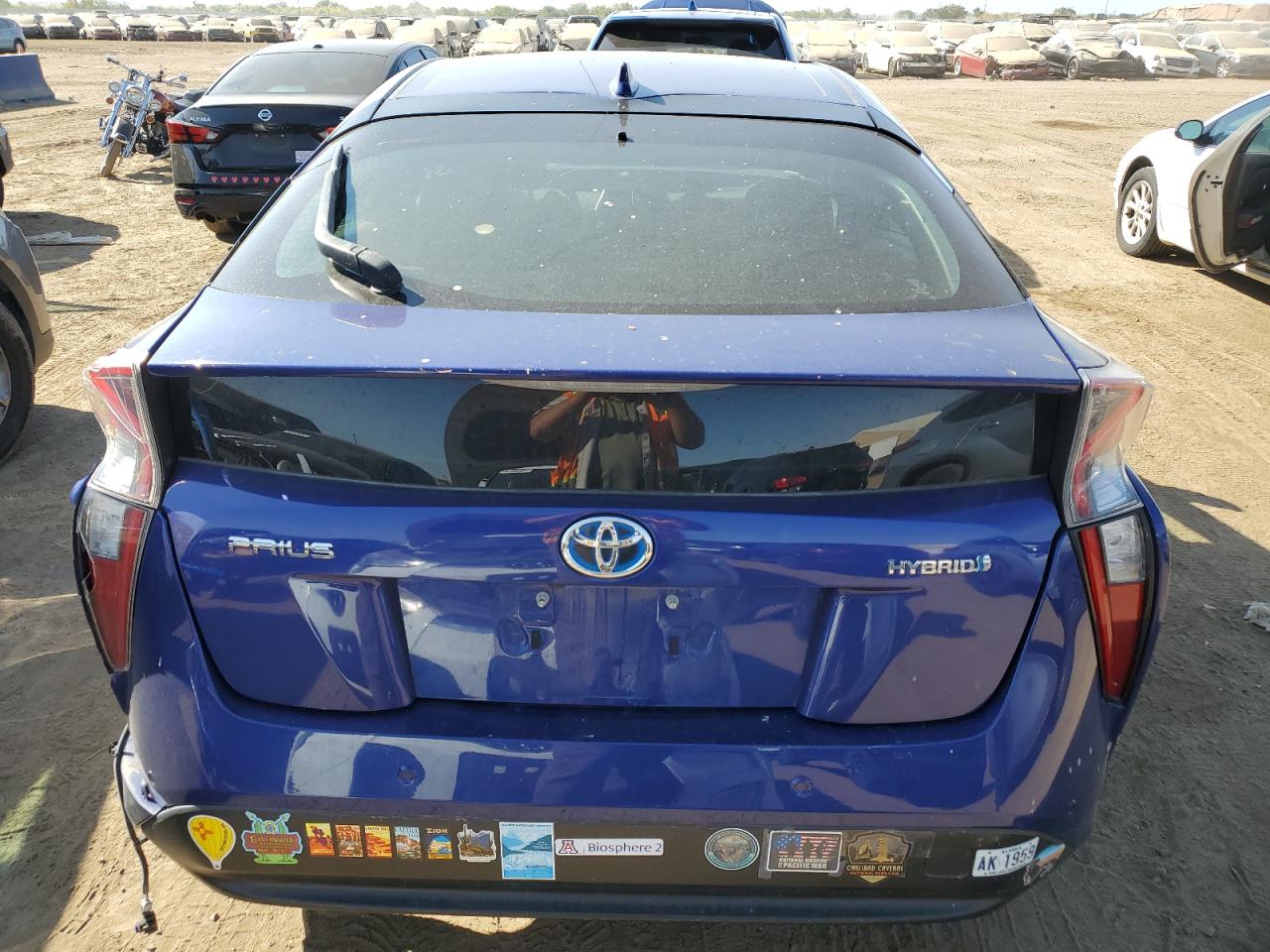 JTDKBRFU8J3067799 2018 Toyota Prius